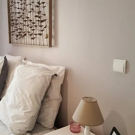 شقة Colonna Terraced Retreat *